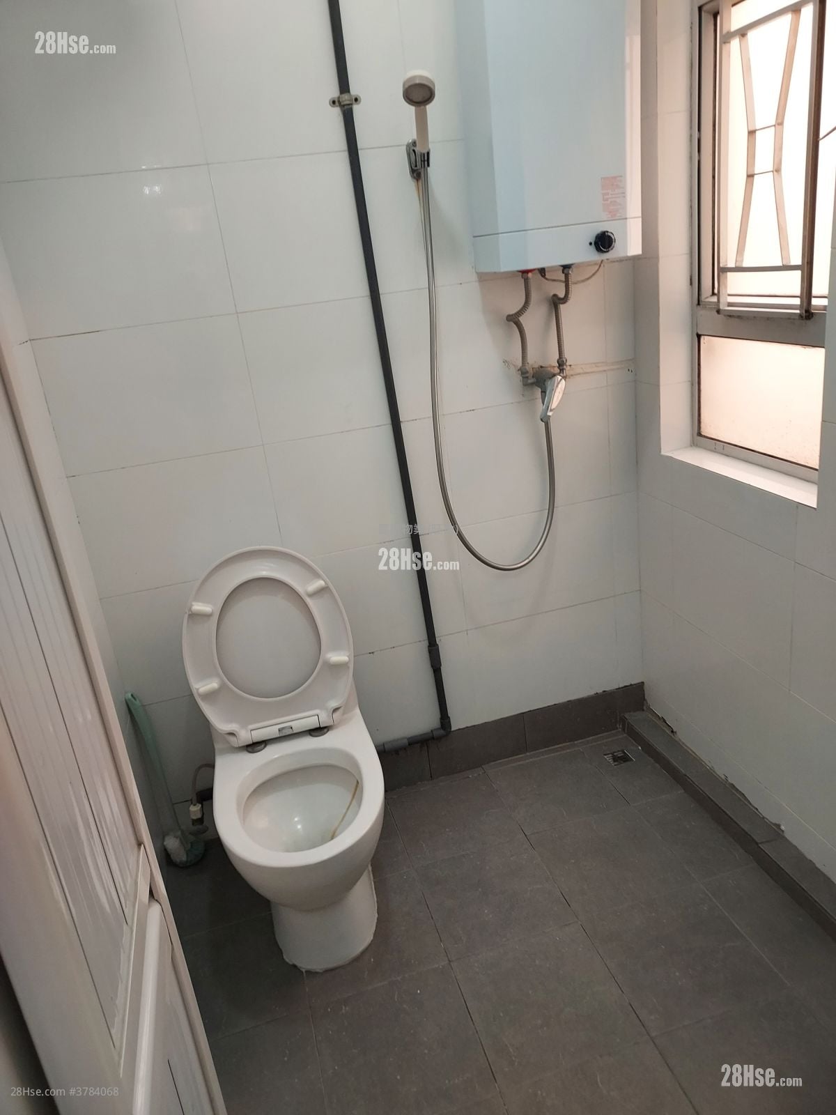 Foon Lok Building Rental 3 Bedrooms , 1 Bathroom 368 ft²