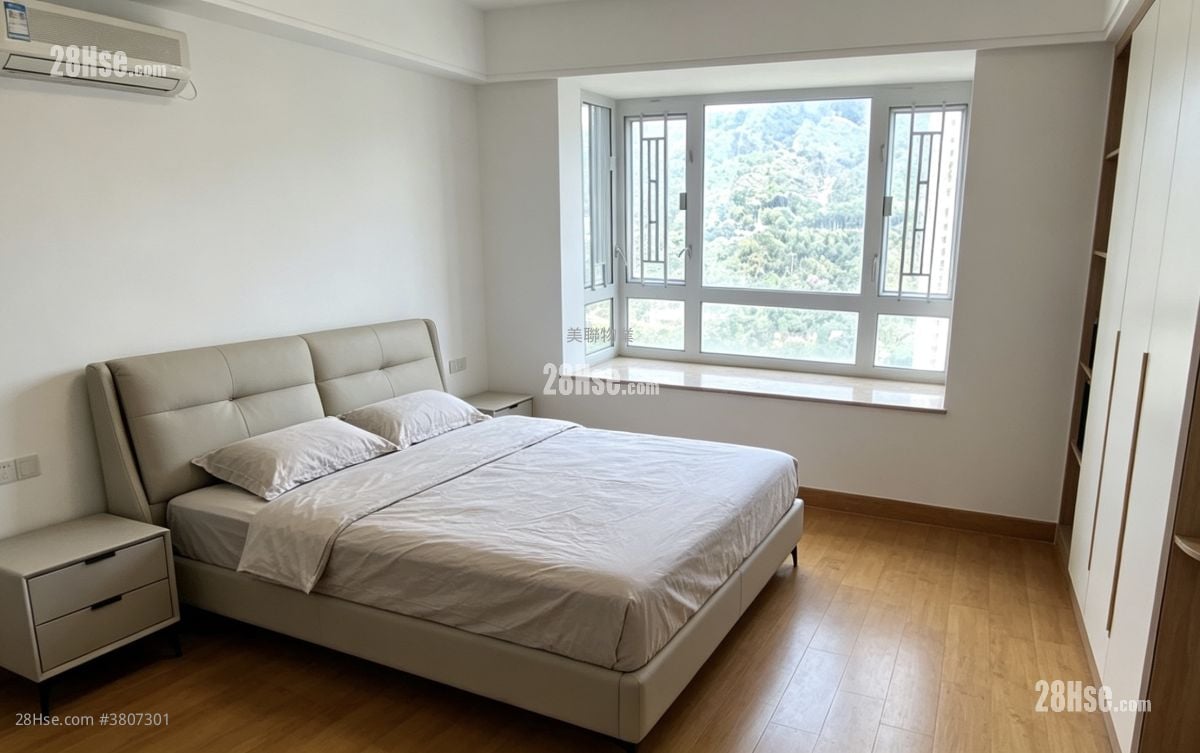 Tuen Mun Town Plaza Sell 2 Bedrooms , 1 Bathroom 325 ft²