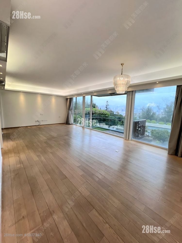 One Beacon Hill Rental 4 Bedrooms , 3 Bathrooms 1,490 ft²