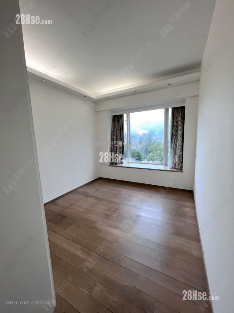 One Beacon Hill Rental 4 Bedrooms , 3 Bathrooms 1,490 ft²