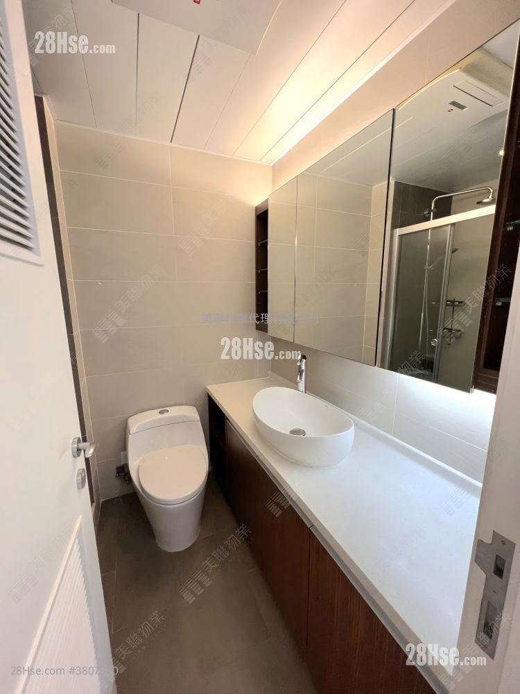 One Beacon Hill Rental 4 Bedrooms , 3 Bathrooms 1,490 ft²