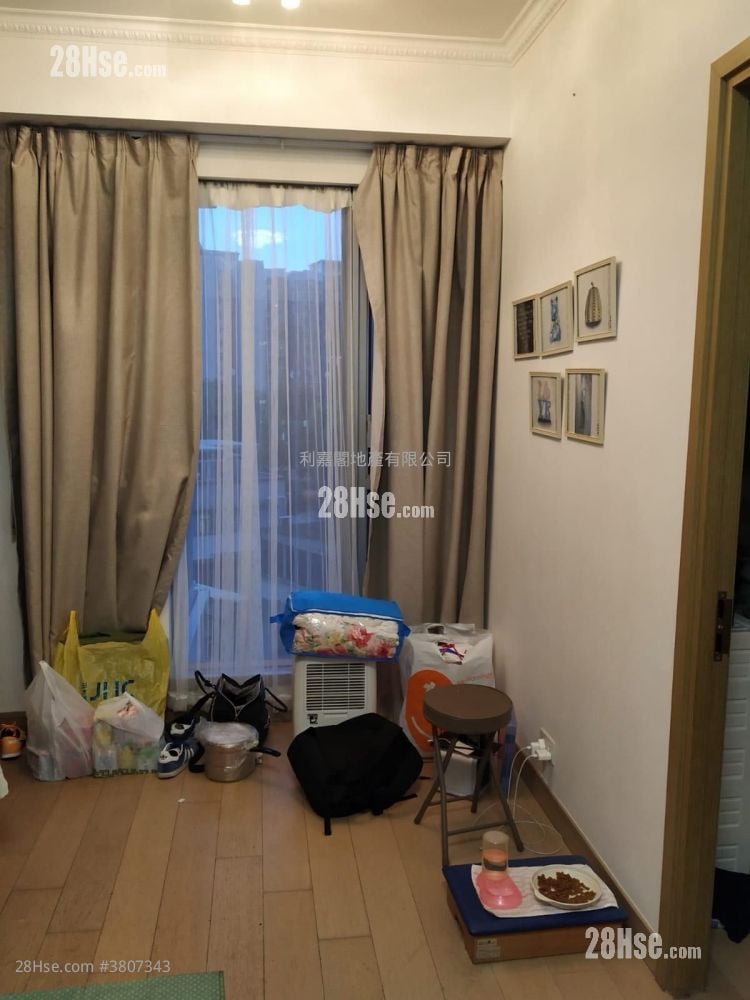 The Reach Sell 2 Bedrooms 442 ft²