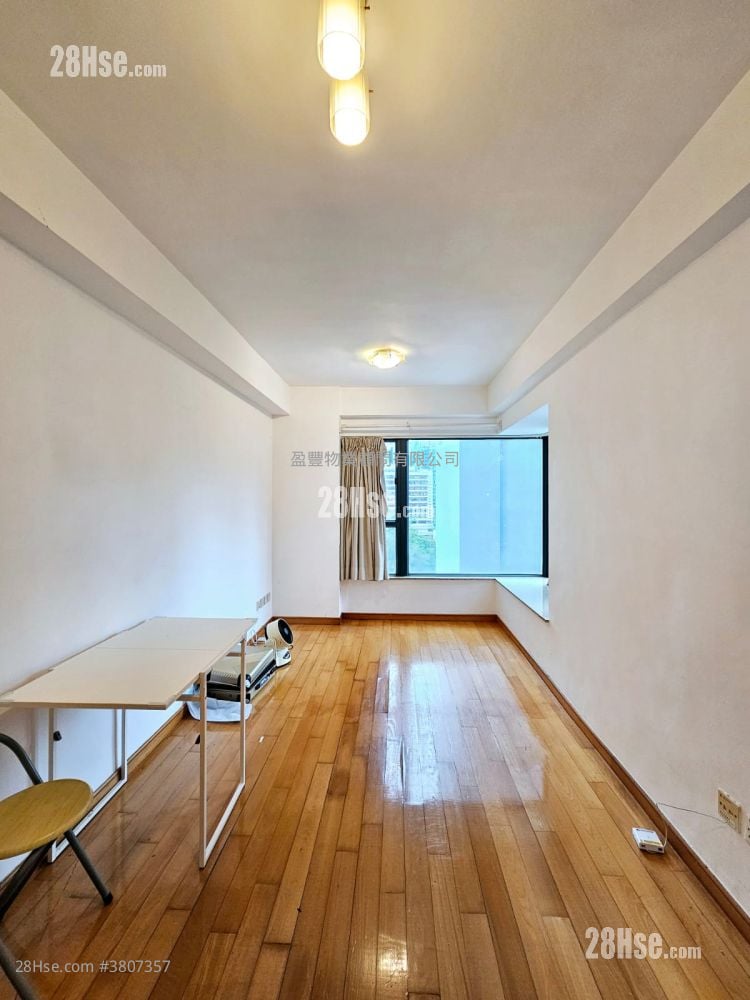 慧賢軒 售盤 2 房 , 1 浴室 385 平方呎