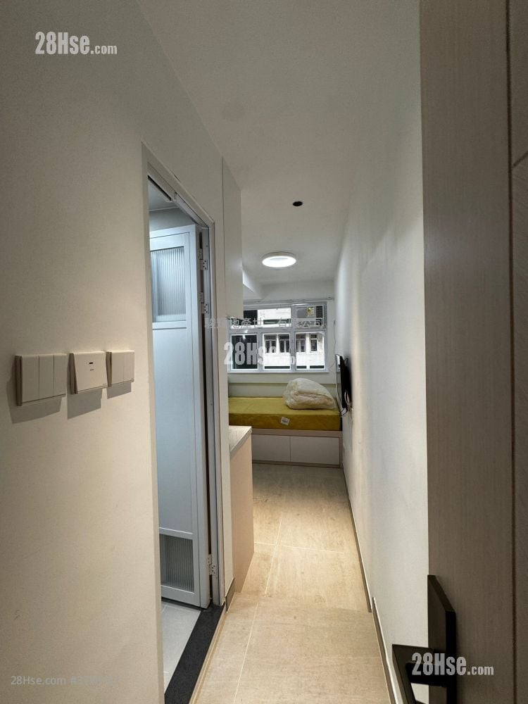 Man Ying Building Rental 1 Bedroom , 1 Bathroom 180 ft²