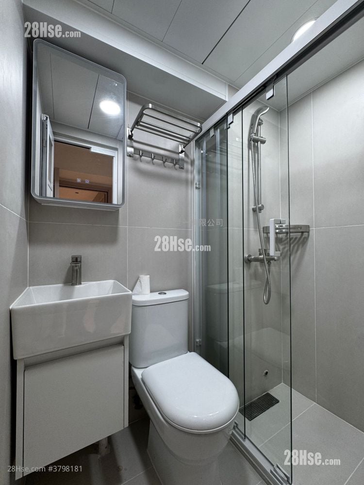 Man Ying Building Rental 1 Bedroom , 1 Bathroom 180 ft²