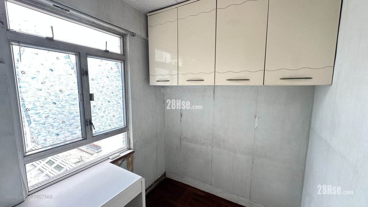 City One Shatin Sell 2 Bedrooms 327 ft²