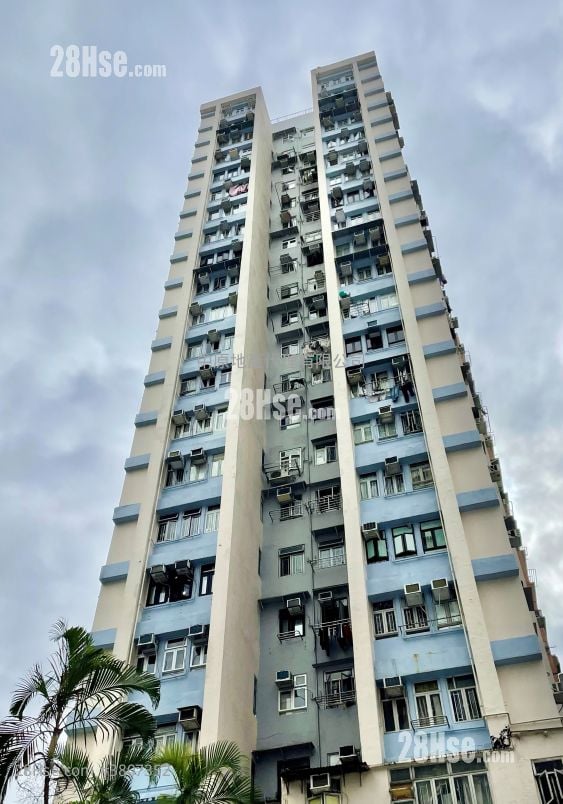 Gee Chang House Sell 1 Bedroom , 1 Bathroom 267 ft²