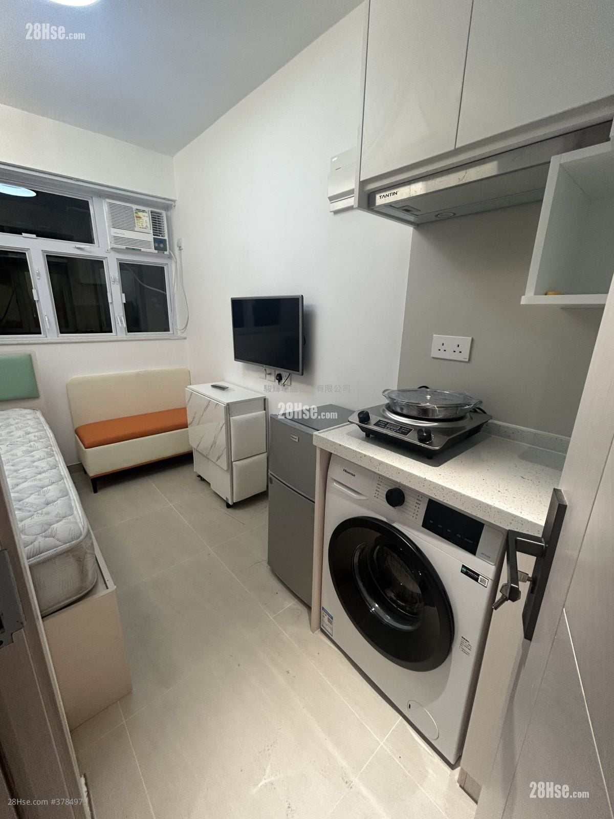 Man Ying Building Rental 1 Bedroom , 1 Bathroom 160 ft²