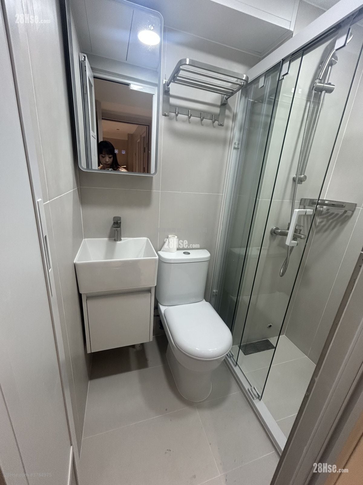 Man Ying Building Rental 1 Bedroom , 1 Bathroom 160 ft²