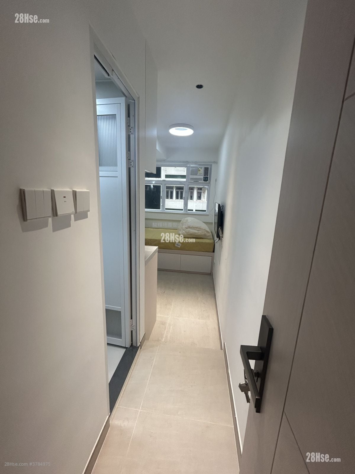 Man Ying Building Rental 1 Bedroom , 1 Bathroom 160 ft²