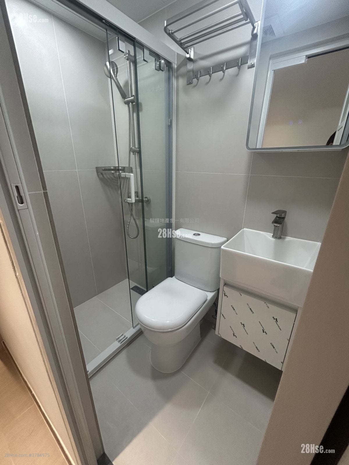 Man Ying Building Rental 1 Bedroom , 1 Bathroom 160 ft²