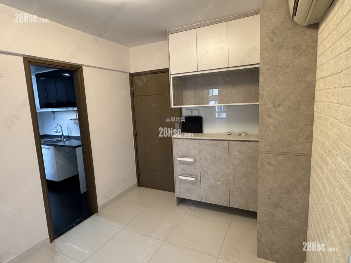 Greenfield Garden Rental 2 Bedrooms , 1 Bathroom 383 ft²