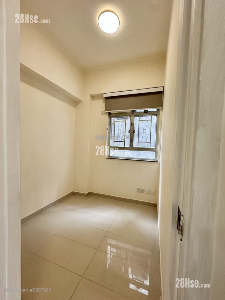 单幢楼房 租盘 2 房 , 1 浴室 254 平方尺