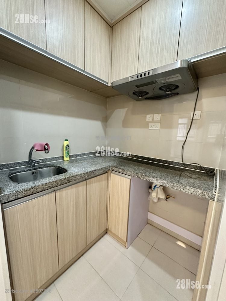 单幢楼房 租盘 2 房 , 1 浴室 254 平方尺