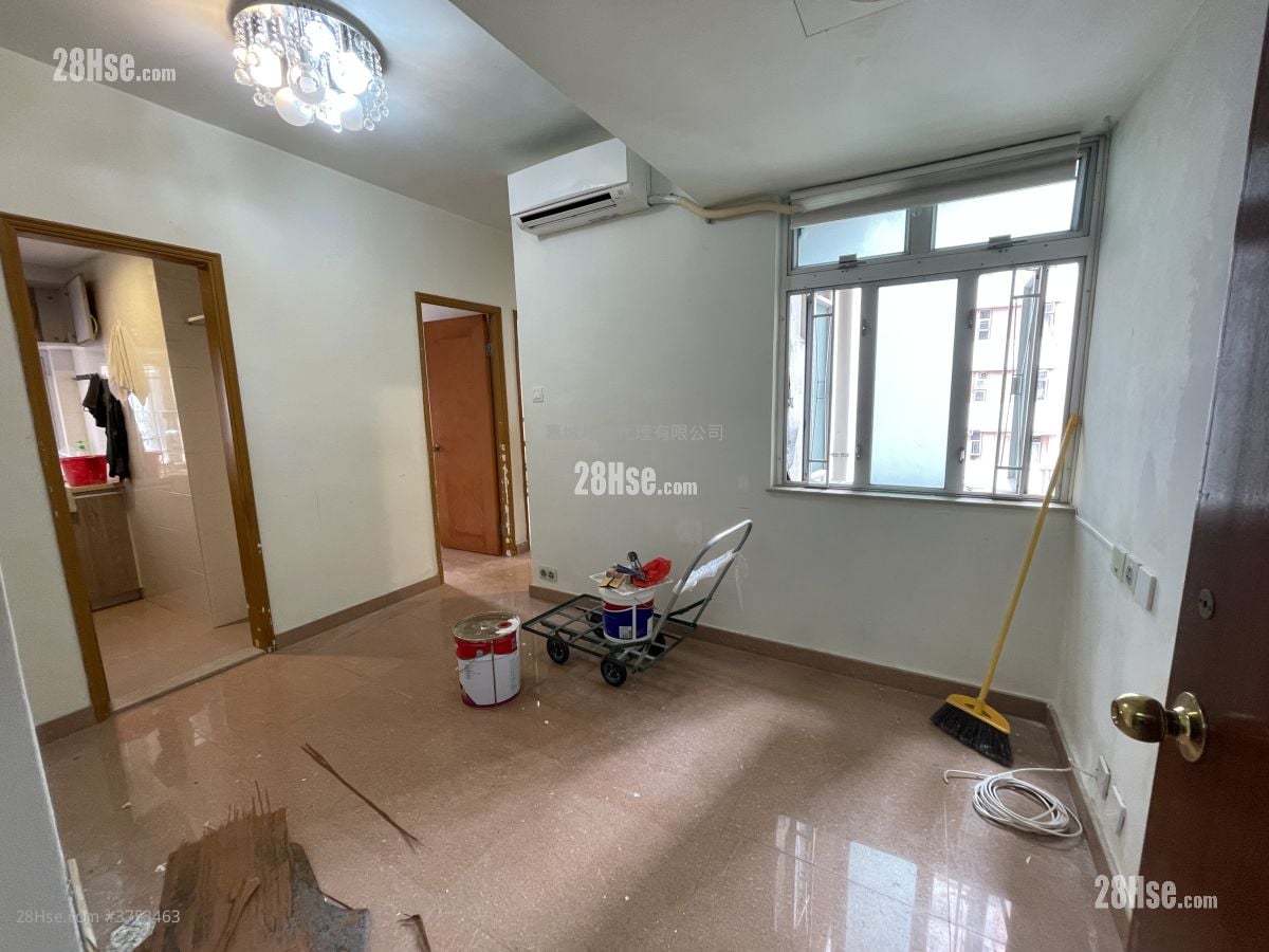 Kam On Building Sell 386 ft²