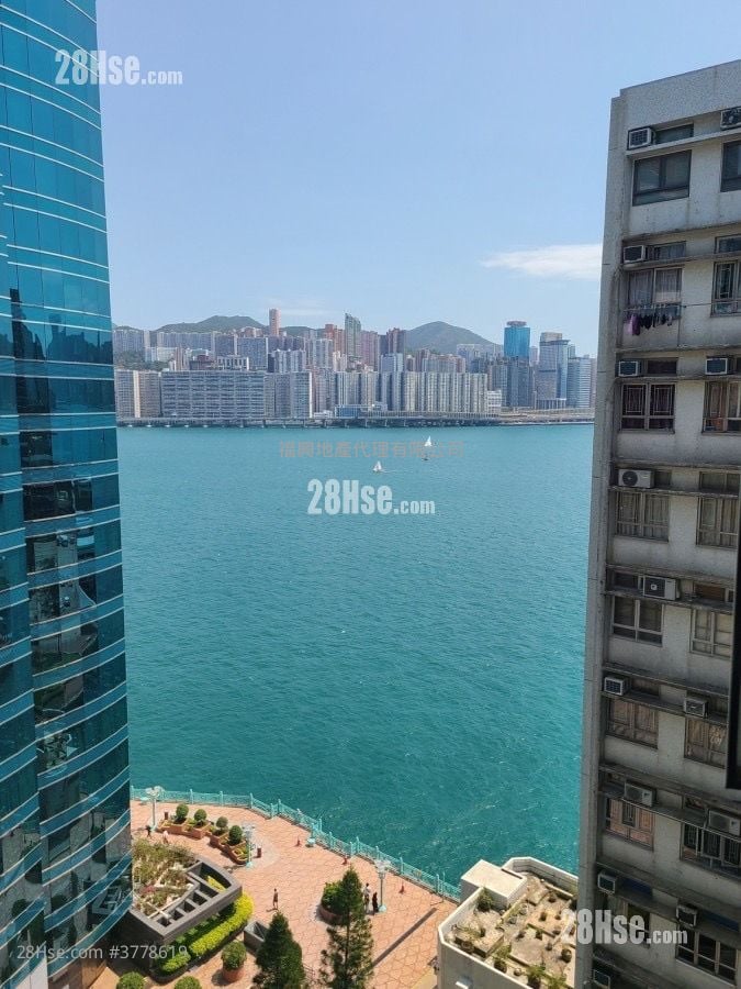 Whampoa Garden Sell 4 Bedrooms , 2 Bathrooms 771 ft²
