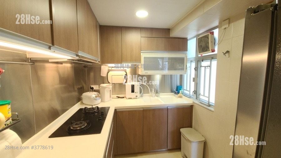 Whampoa Garden Sell 4 Bedrooms , 2 Bathrooms 771 ft²