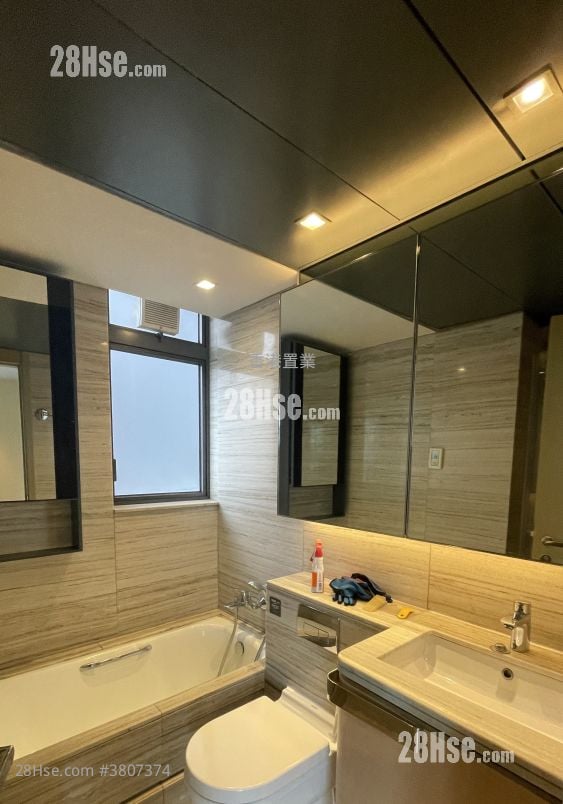 The Wings Rental 3 Bedrooms , 2 Bathrooms 673 ft²