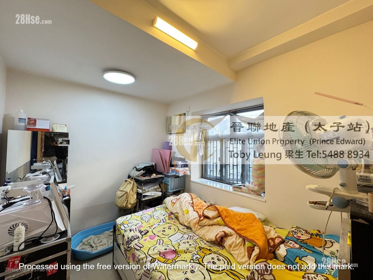 Hing Yip Building Sell 2 Bedrooms , 1 Bathroom 427 ft²