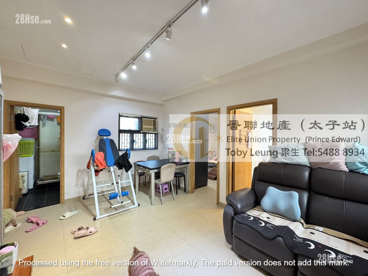Hing Yip Building Sell 2 Bedrooms , 1 Bathroom 427 ft²