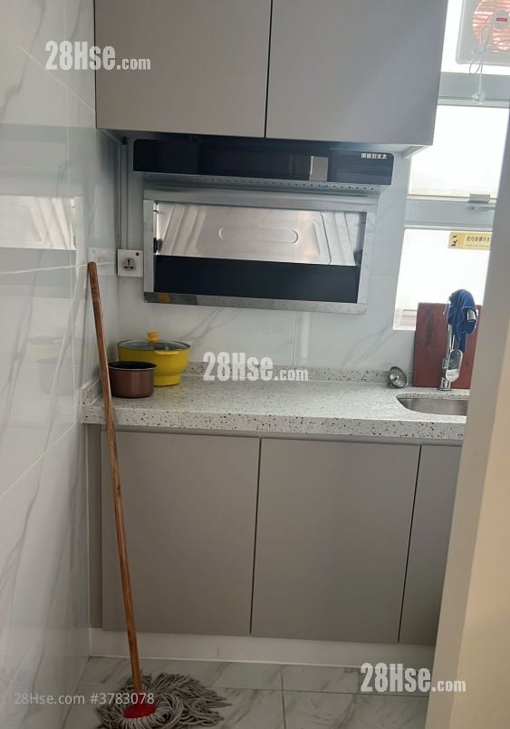 村屋 租盘 2 房 , 1 浴室 380 平方尺