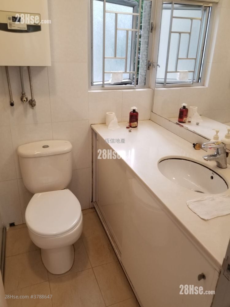 Belvedere Garden Sell 3 Bedrooms , 2 Bathrooms 742 ft²