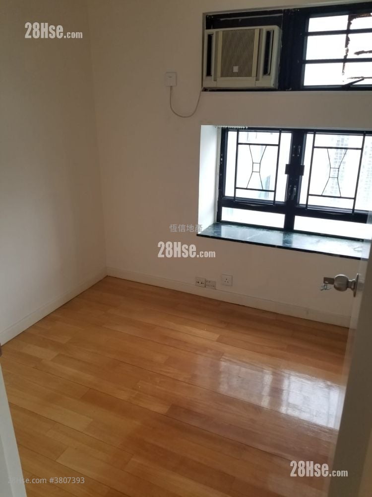 Bayview Garden Sell 3 Bedrooms , 2 Bathrooms 708 ft²