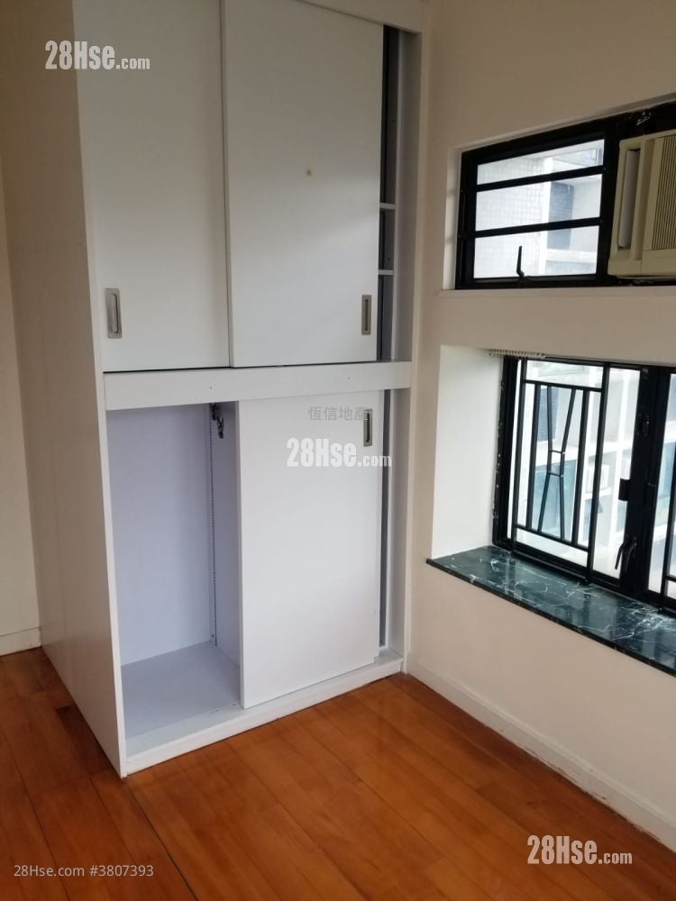 Bayview Garden Sell 3 Bedrooms , 2 Bathrooms 708 ft²