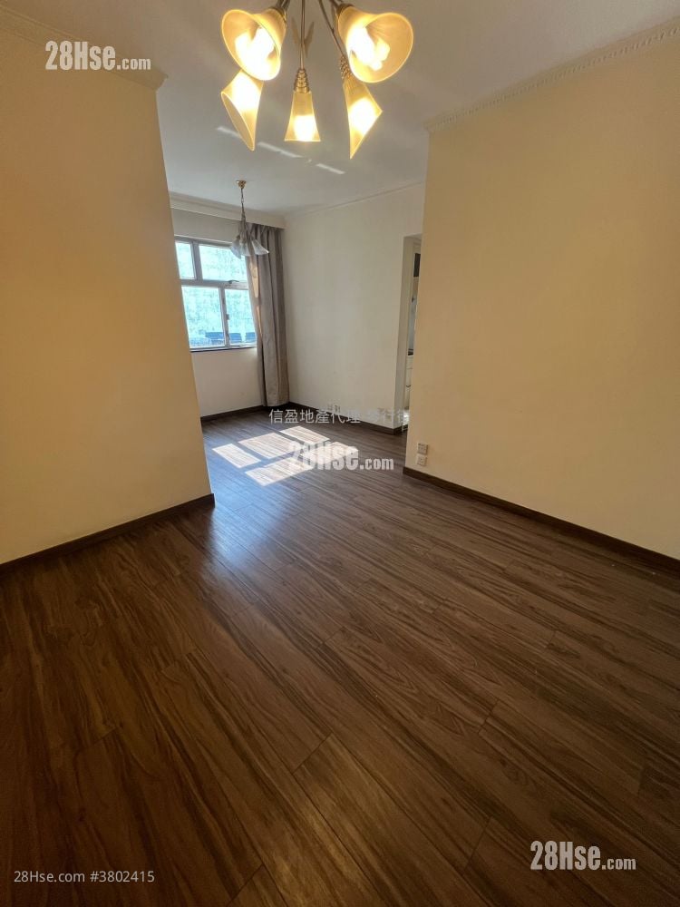 健威花园 租盘 2 房 , 1 浴室 456 平方尺