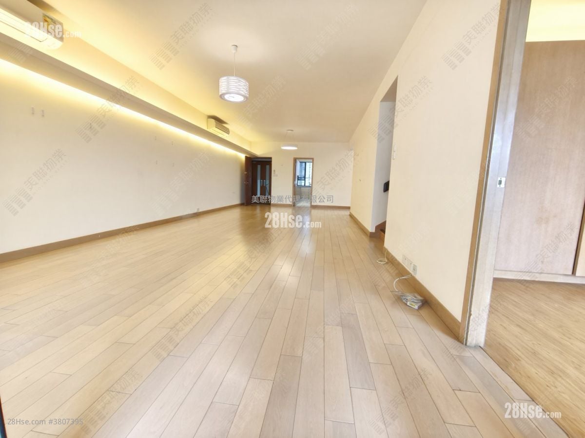 愚园 售盘 4 房 , 4 浴室 2,135 平方尺