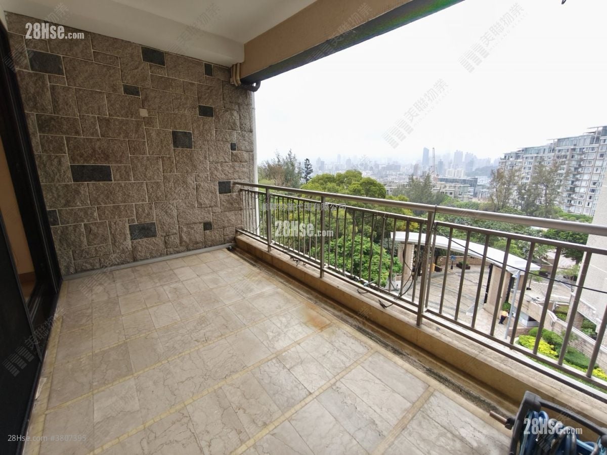 愚园 售盘 4 房 , 4 浴室 2,135 平方尺