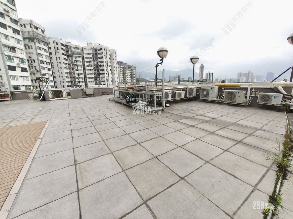 愚园 售盘 4 房 , 4 浴室 2,135 平方尺