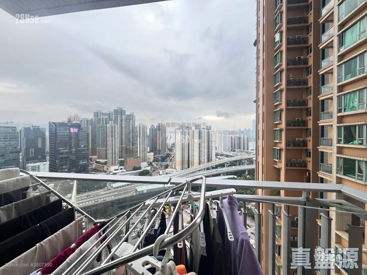 Manhattan Hill Sell 3 Bedrooms , 1 Bathroom 674 ft²