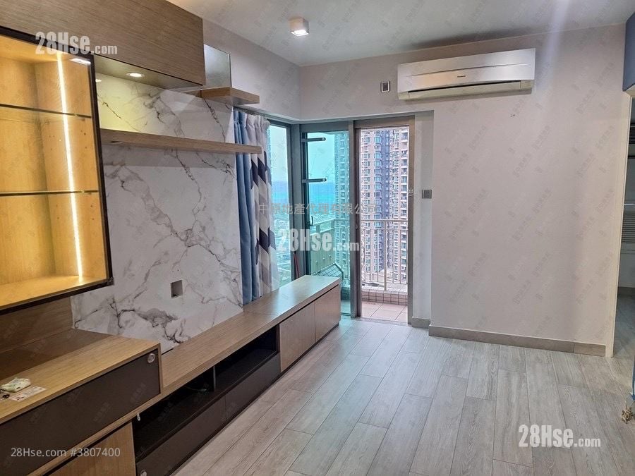 Yoho Town Sell 2 Bedrooms 422 ft²