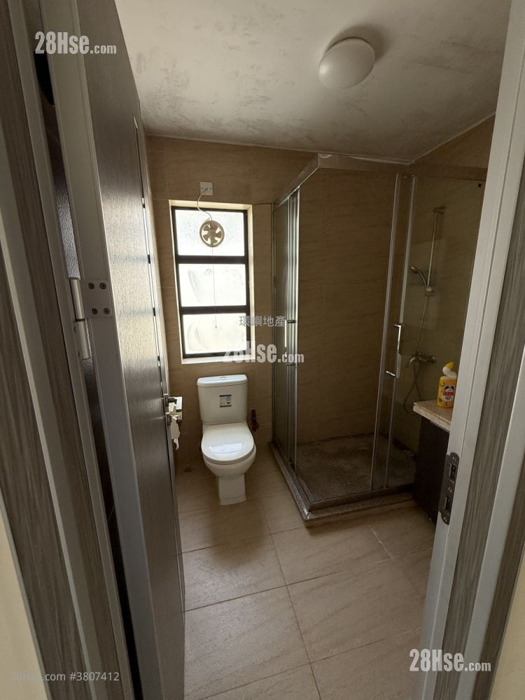 村屋 租盘 3 房 , 1 浴室 650 平方尺