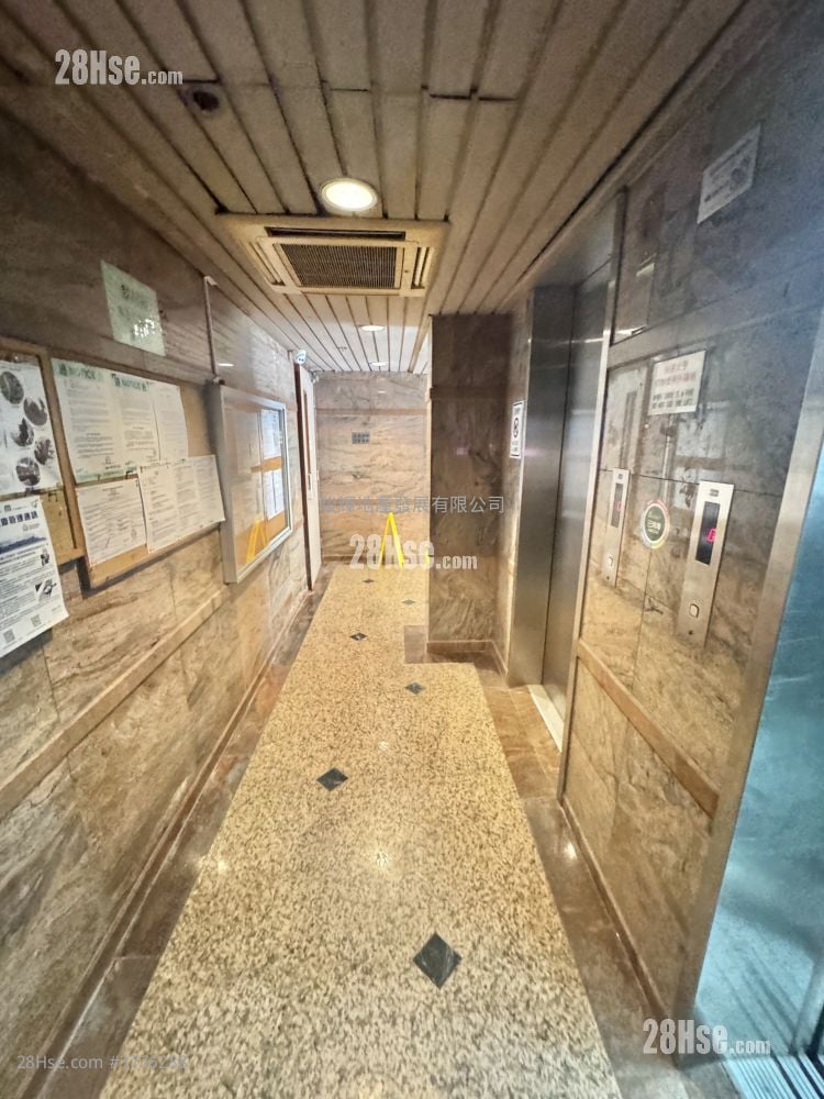 Jade Lotus Garden Sell 2 Bedrooms , 1 Bathroom 330 ft²