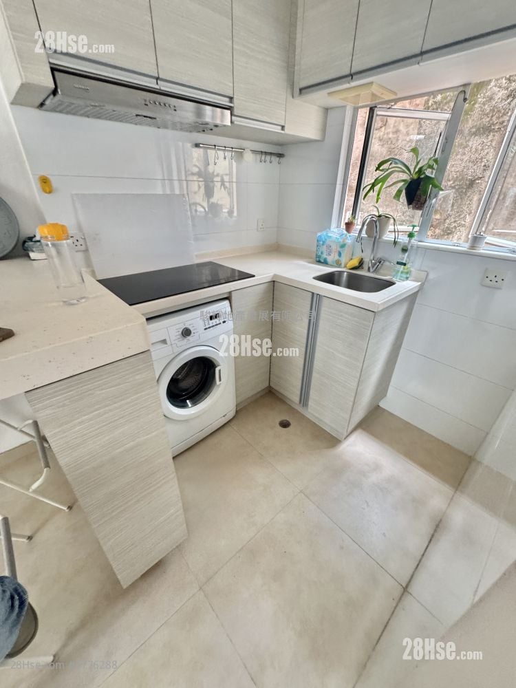 Jade Lotus Garden Sell 2 Bedrooms , 1 Bathroom 330 ft²