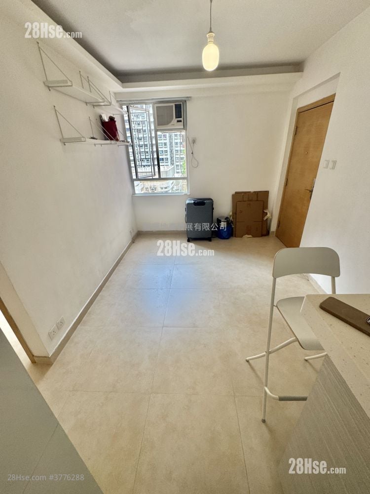 Jade Lotus Garden Sell 2 Bedrooms , 1 Bathroom 330 ft²