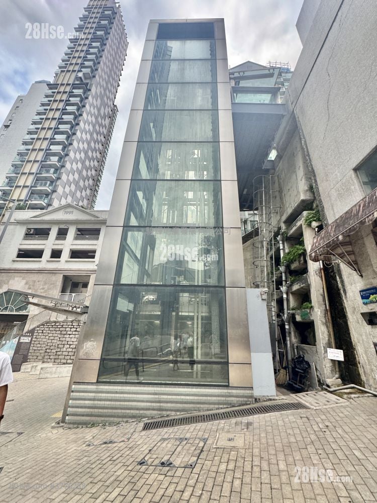 Jade Lotus Garden Sell 2 Bedrooms , 1 Bathroom 330 ft²