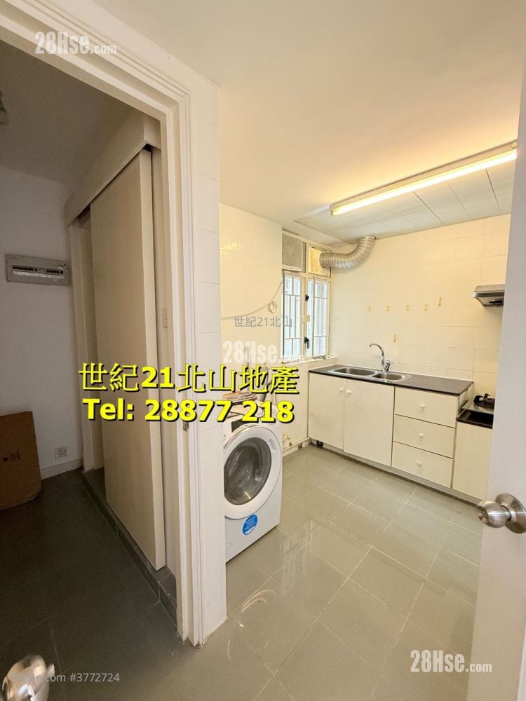 Park Towers Sell 3 Bedrooms , 2 Bathrooms 998 ft²