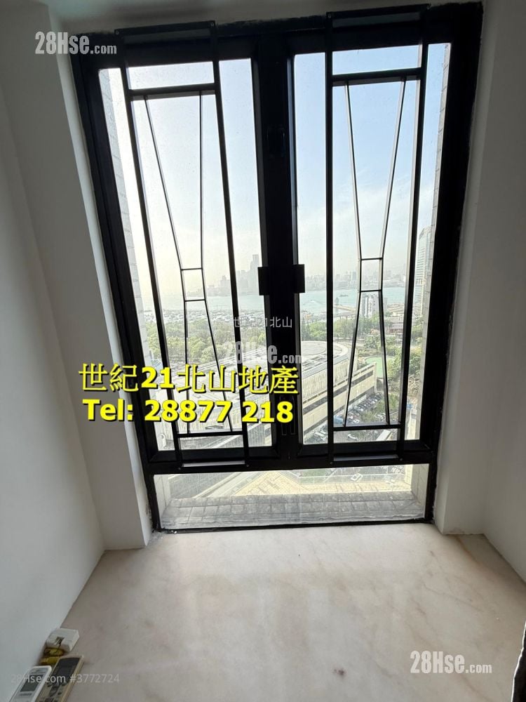Park Towers Sell 3 Bedrooms , 2 Bathrooms 998 ft²