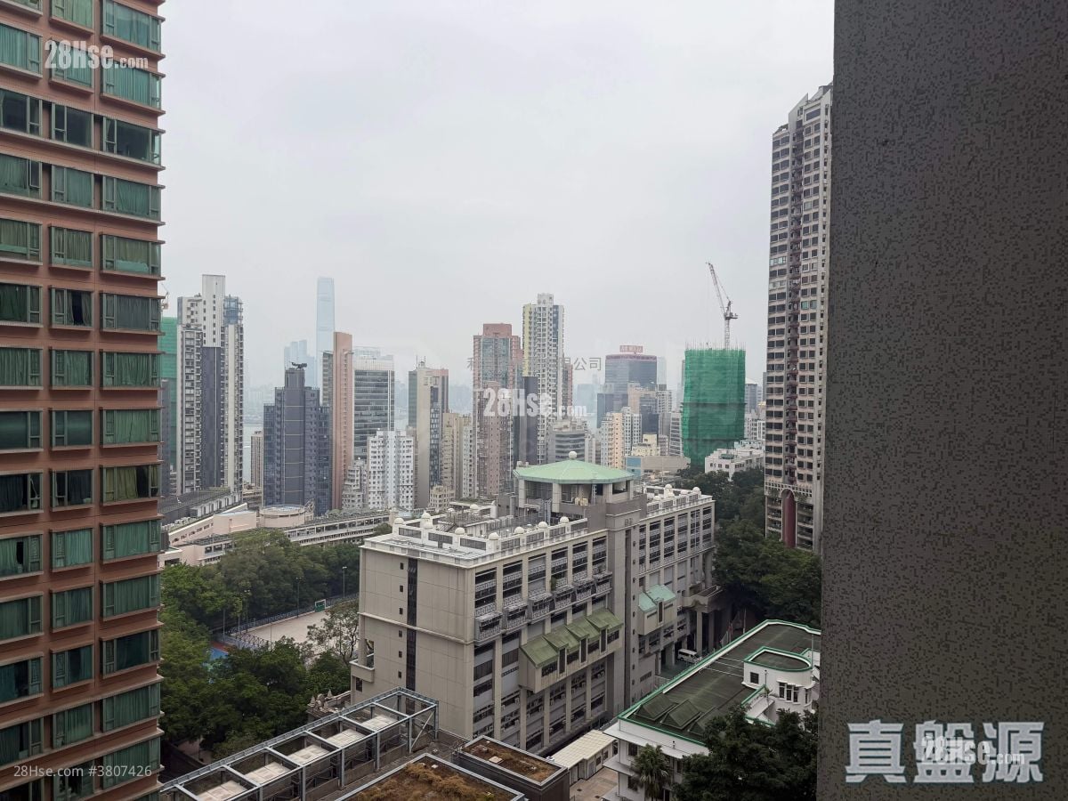 Wilton Place Sell 3 Bedrooms 573 ft²