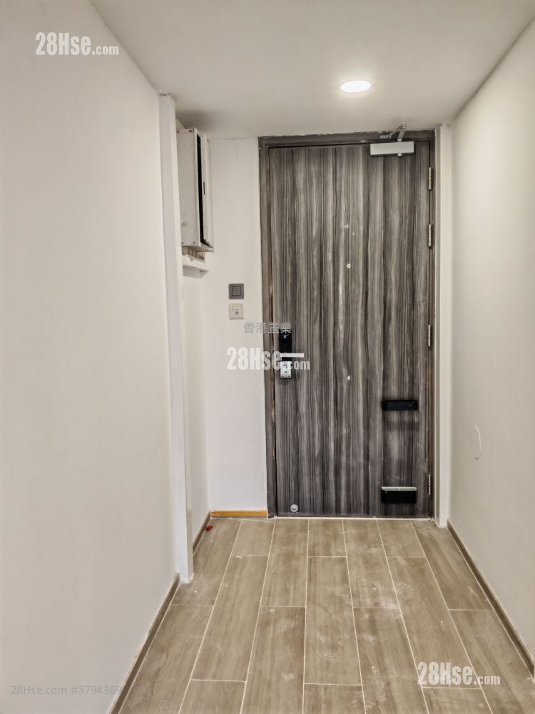 Iplace Sell Studio , 1 Toilet