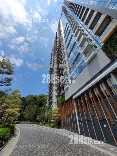 The Grand Marine Sell 3 Bedrooms , 2 Bathrooms 755 ft²