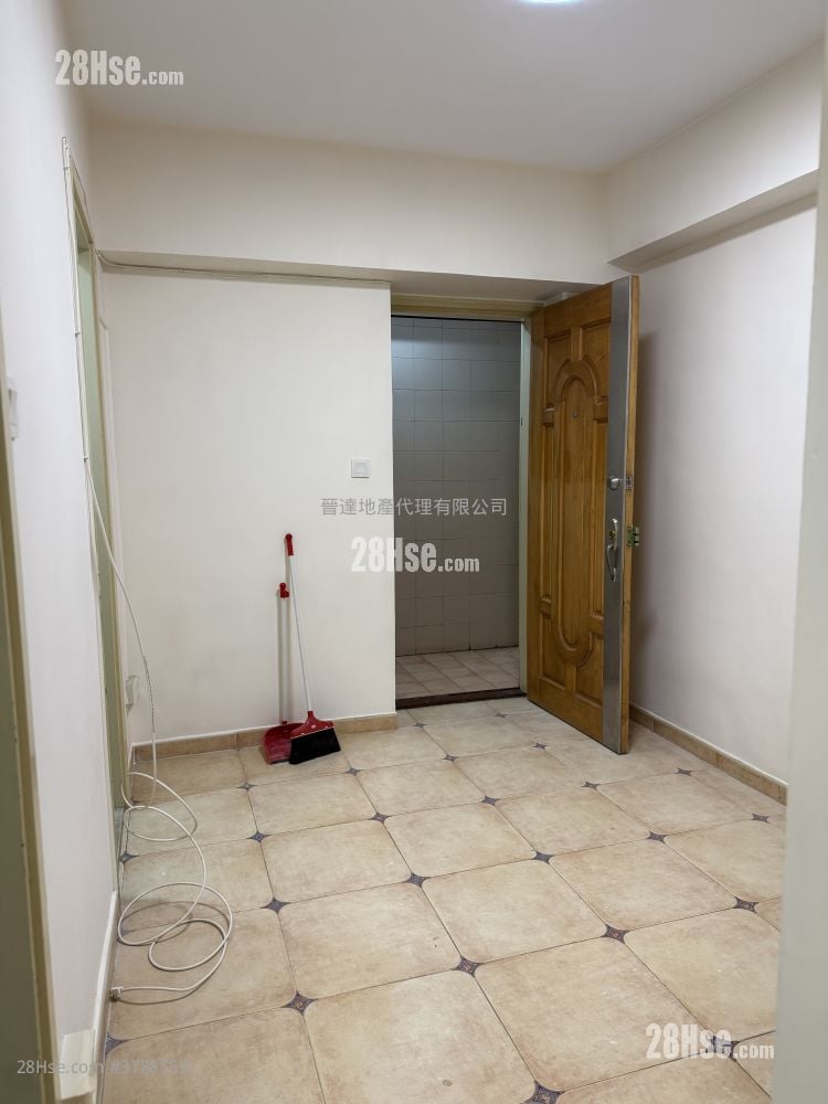 Wing Ning Building Rental 1 Bedroom , 1 Bathroom 265 ft²