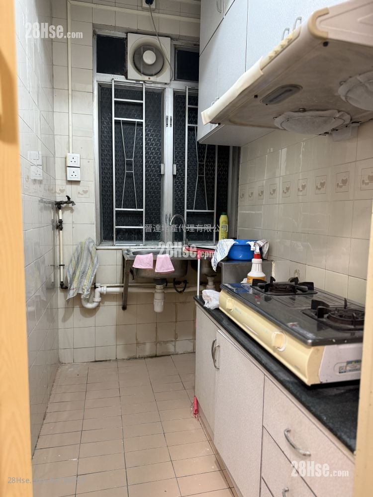 Wing Ning Building Rental 1 Bedroom , 1 Bathroom 265 ft²