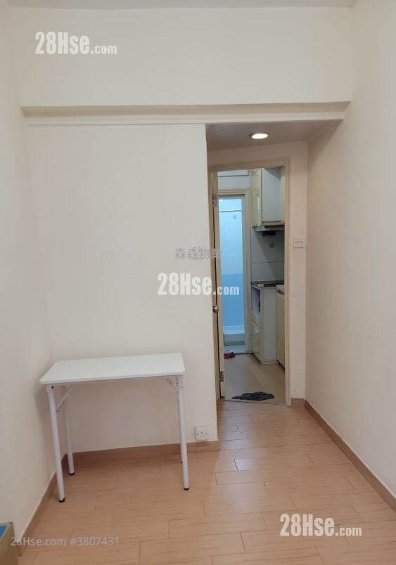 Tak Lee Building Rental 1 Bedroom , 1 Bathroom 292 ft²