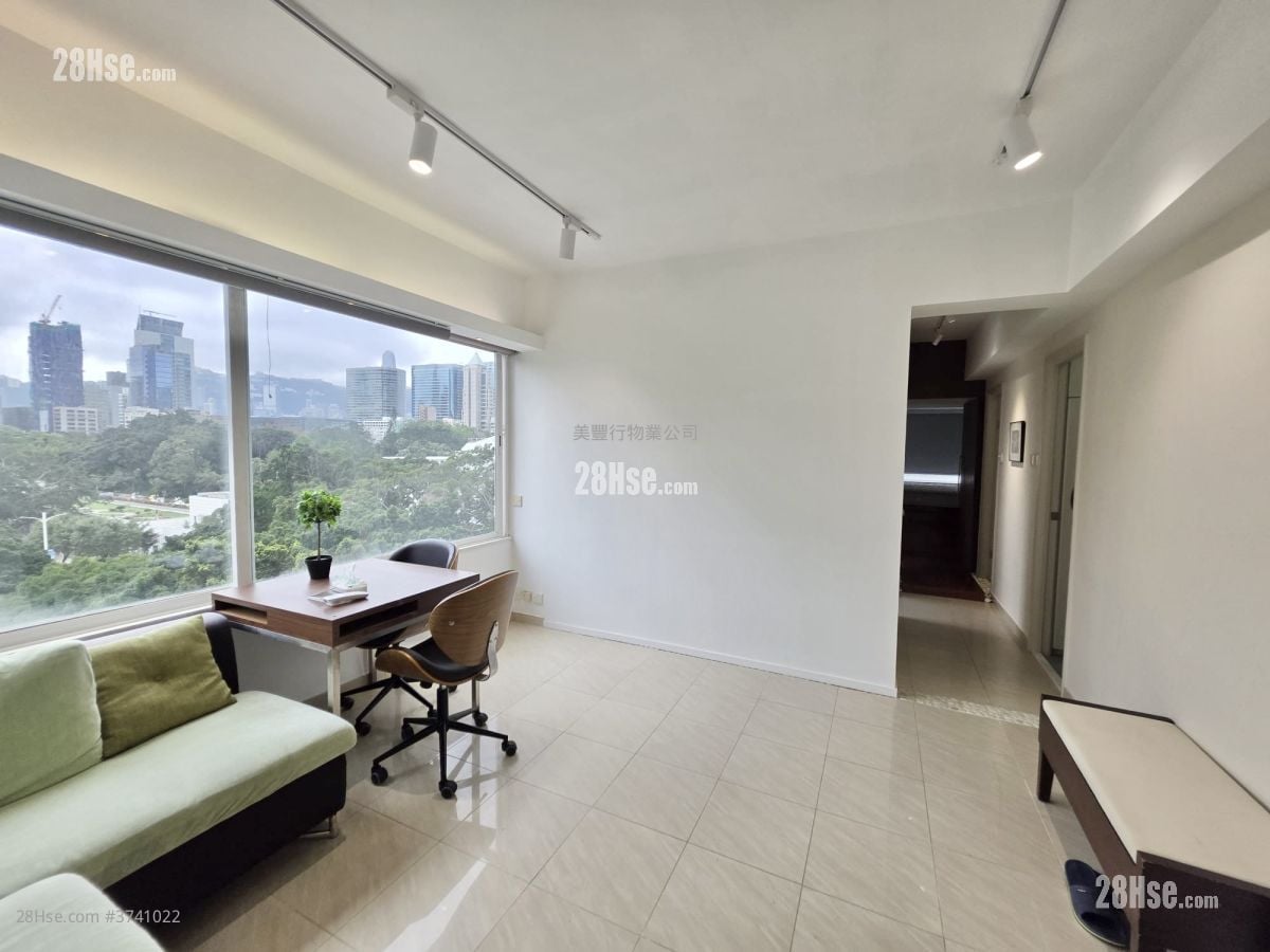 单幢楼房 租盘 3 房 , 2 浴室 684 平方尺