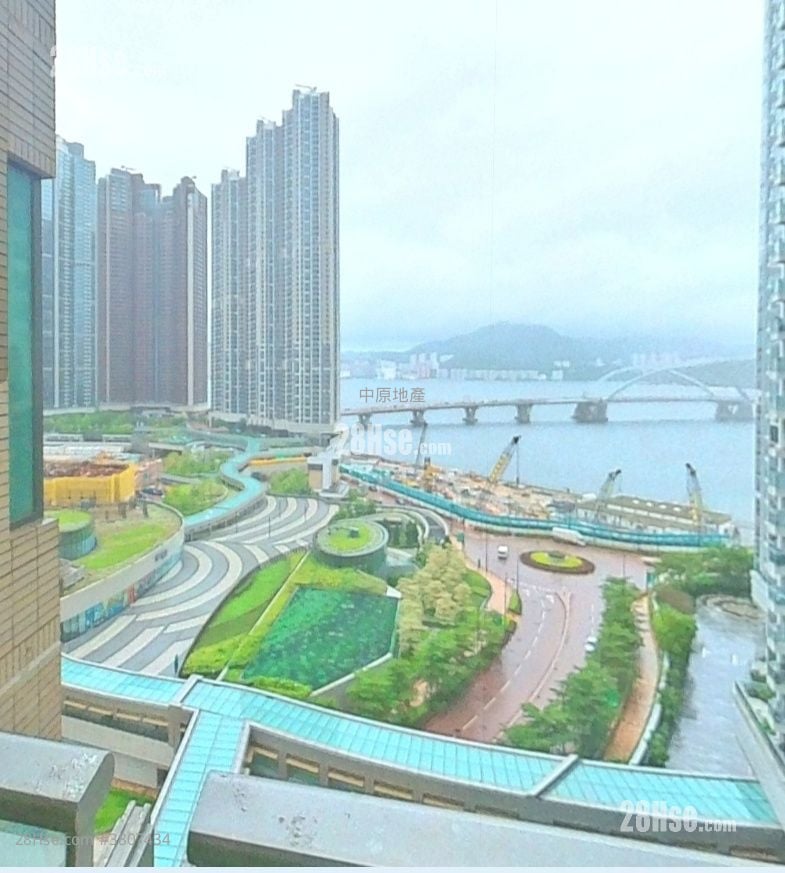 Hemera Sell 3 Bedrooms , 2 Bathrooms 819 ft²