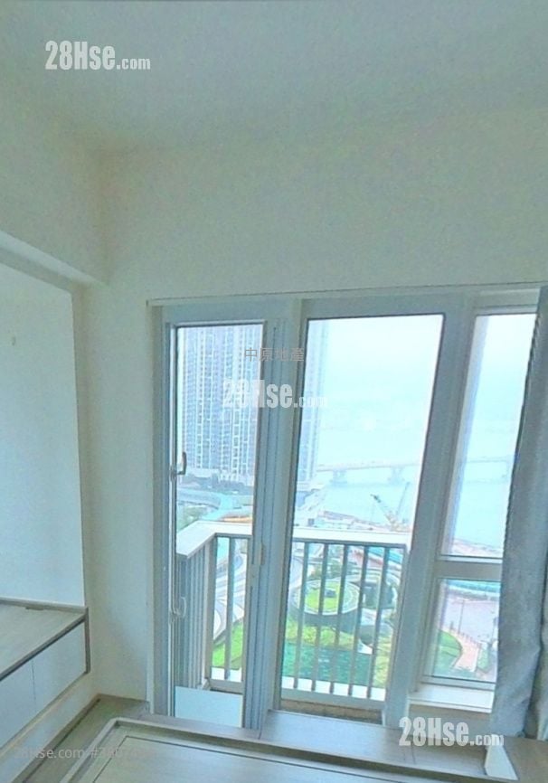 Hemera Sell 3 Bedrooms , 2 Bathrooms 819 ft²